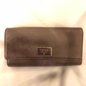 Fossil wallet